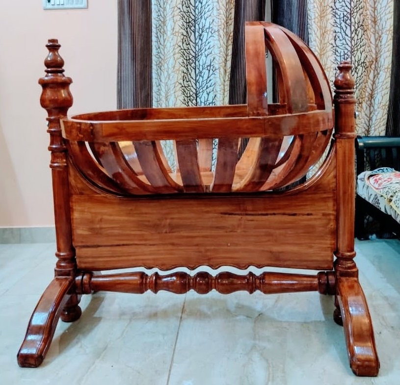 Crown Baby Cradle on rent in Chennai