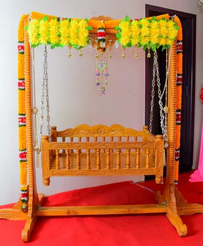 Royal Chain Cradle on rent in Hyderabad — photo 3