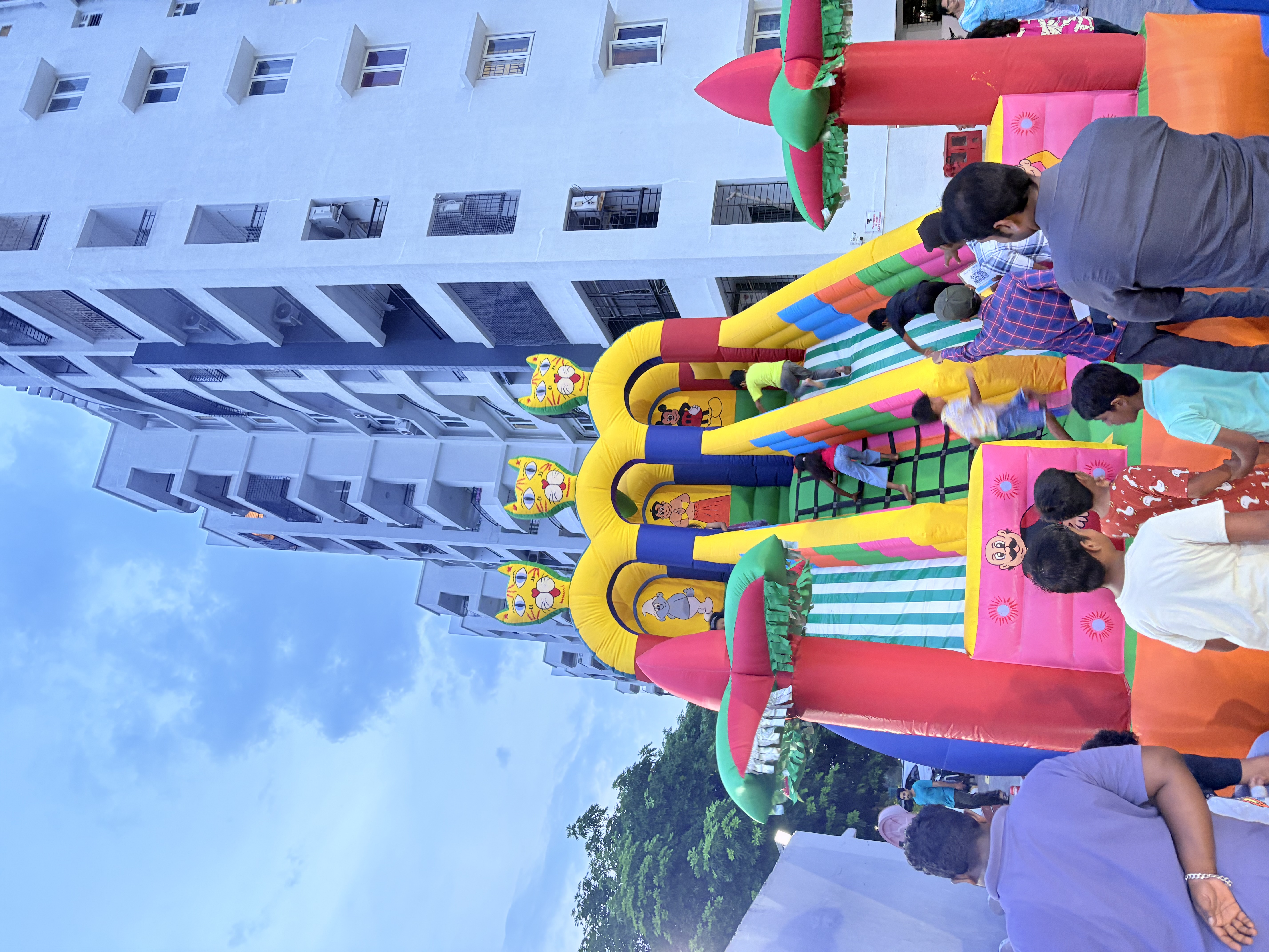 Grand Bouncy Castle Rental For Event on rent in Chennai — photo 2