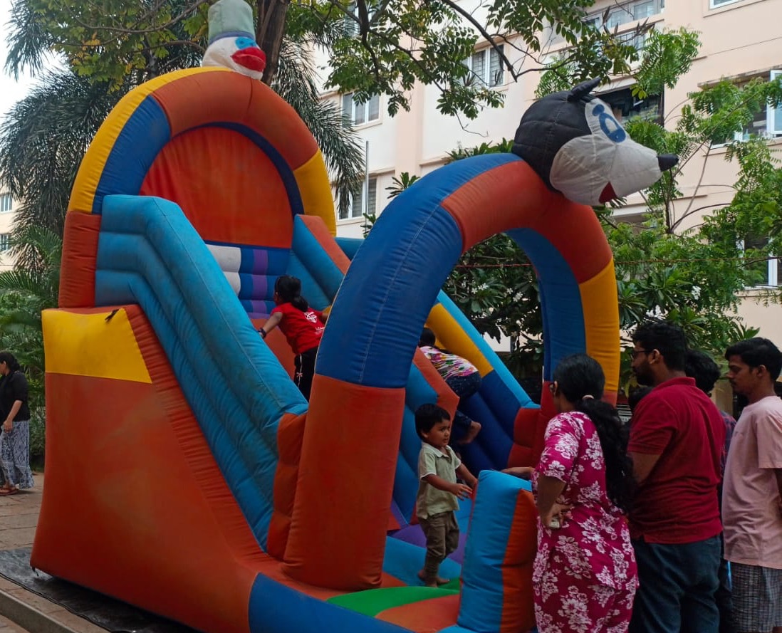 Mickey bouncy castle on rent in Chennai — photo 3
